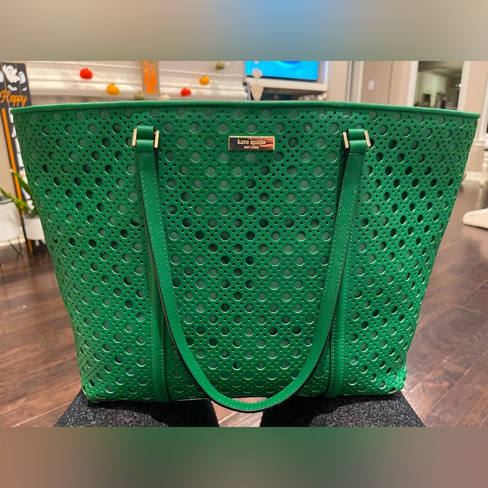 KATE SPADE Newbury Lane Caining Romy Green Perforated Leather Shoulder Satchel - Picture 4 of 17